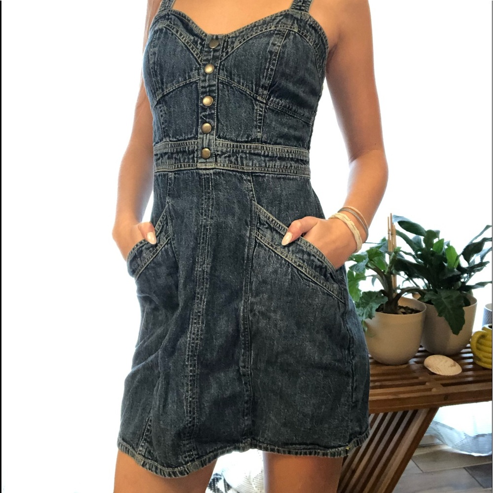 Cute jean dress!